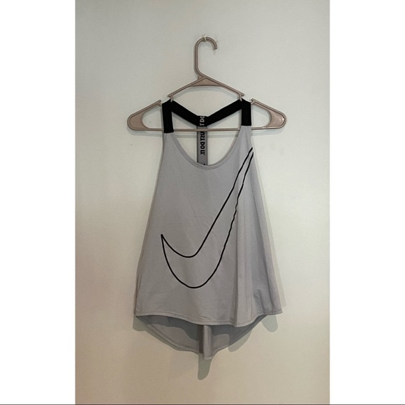 Nike Tops - Women’s Nike Dri-Fit tank